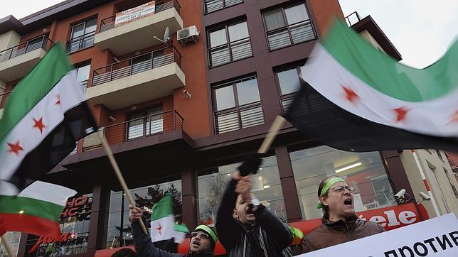 Los observadores del Golfo abandonan Siria y apelan a la ONU como última salida