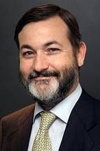 Víctor García de la Concha: «El Cervantes es mucho más que una escuela de idiomas»