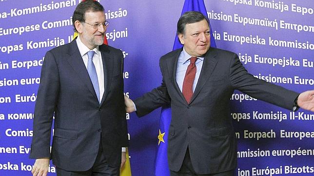 Rajoy anuncia que la reforma financiera se aprobará el viernes