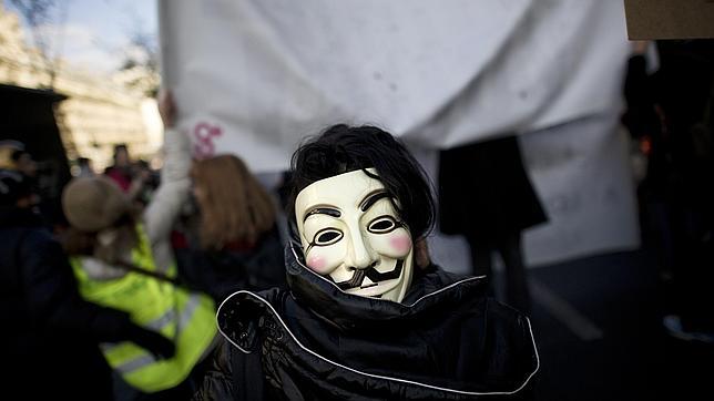 Anonymous hackea una llamada entre el FBI y Scotland Yard