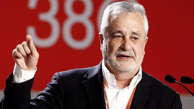 Griñán: «Es muy bonito sustituir a Chaves»