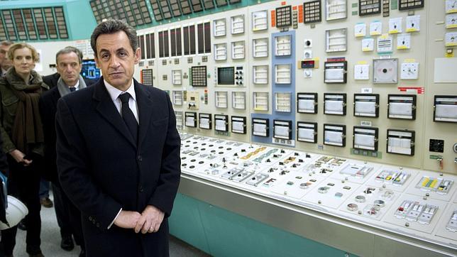 Sarkozy busca votos en la derecha extrema