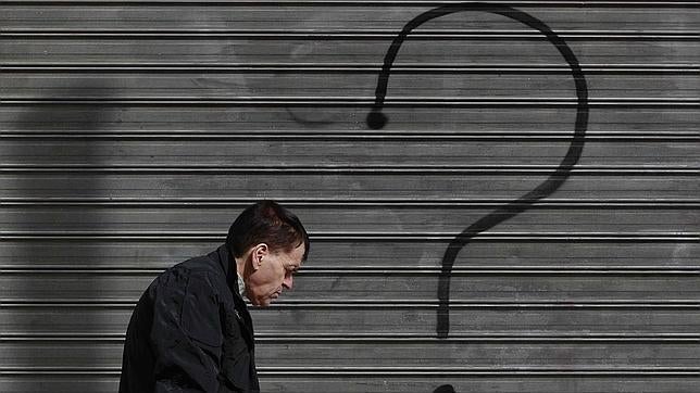 El Parlamento griego discute las medidas de ajuste antes de su votación en la medianoche