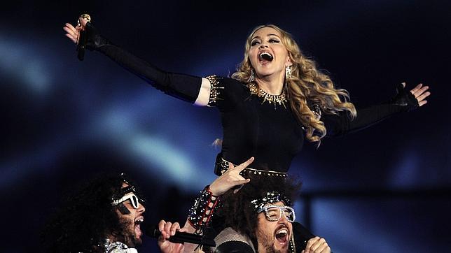 «Give Me All Your Luvin» de Madonna, ¿una copia de «L.O.V.E. Banana»?