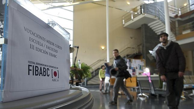 «Patas para arriba»,mejor corto de Escuela o Universidad del FIBABC