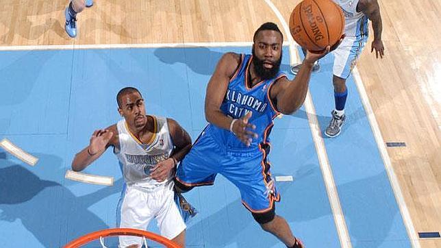 Ibaka gana la partida a Rudy Fernández