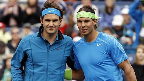 Nadal y Federer se acercan a Djokovic