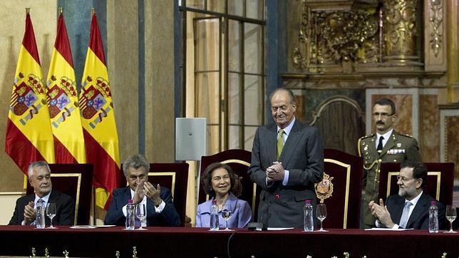 El Rey encuentra en «La Pepa» la inspiración para afrontar la crisis