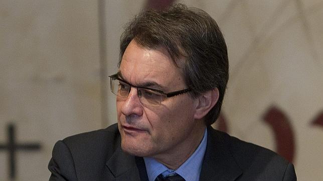 Cataluña reclama su derecho a consultar «antes o después» sobre pacto fiscal