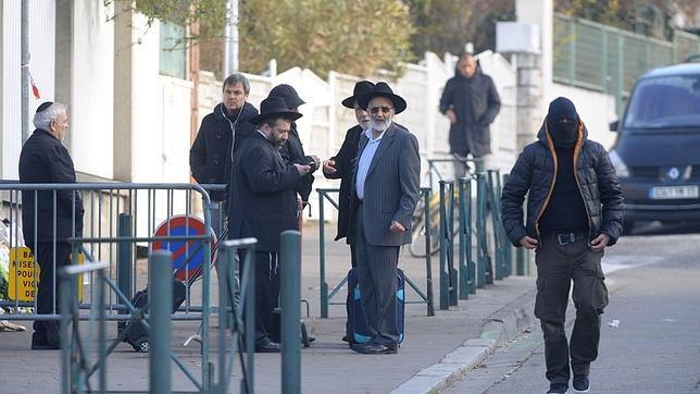 La policía francesa busca a un exmilitar neonazi como autor de la matanza de Toulouse