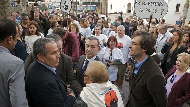 Lanzarote solicitará al Supremo que revoque las prospecciones petrolíferas autorizadas a Repsol