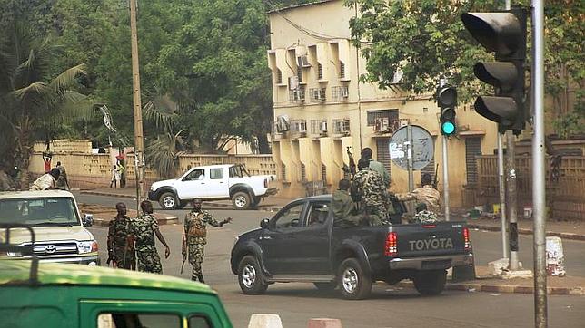 Los golpistas cierran el espacio aéreo y las fronteras de Mali