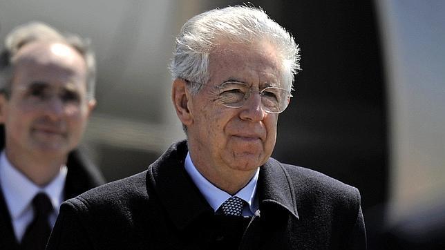 Monti advierte: «Si la reforma laboral no os parece bien, me marcho a casa»