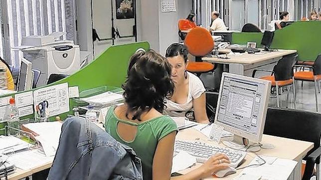La crisis eleva 40 puntos el «presentismo» laboral en España