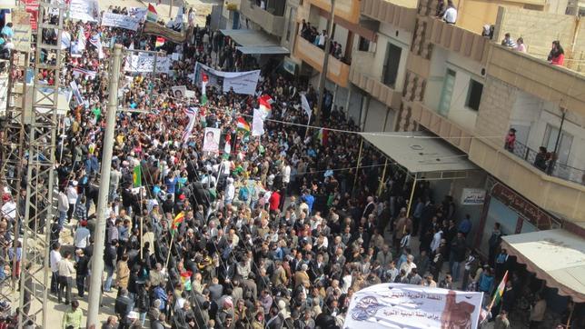 La oposición siria llega dividida a la cumbre de Estambul