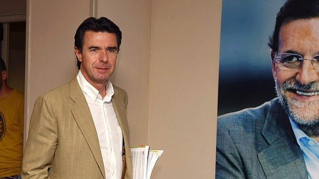 Soria propone al PSOE formar gobierno con el PP para «regenerar» Canarias