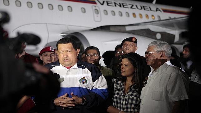 Hugo Chávez regresa a Venezuela: «Hasta ahora no ha habido reacción adversa»