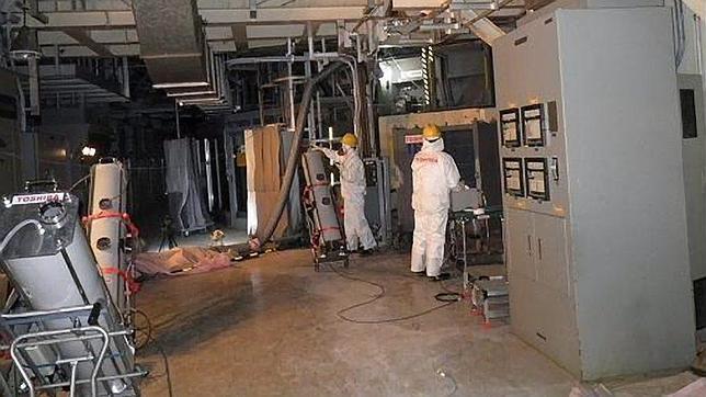 Detectan una fuga de 12 toneladas de agua contaminada al mar en Fukushima