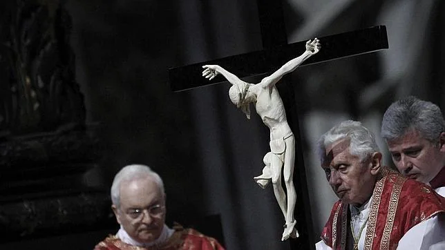 El Papa incluye la precariedad laboral y la crisis entre los sufrimientos del Vía Crucis