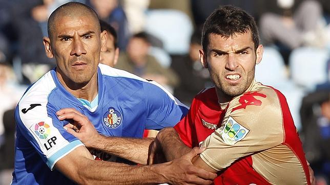 El Getafe alimenta el drama del Sporting