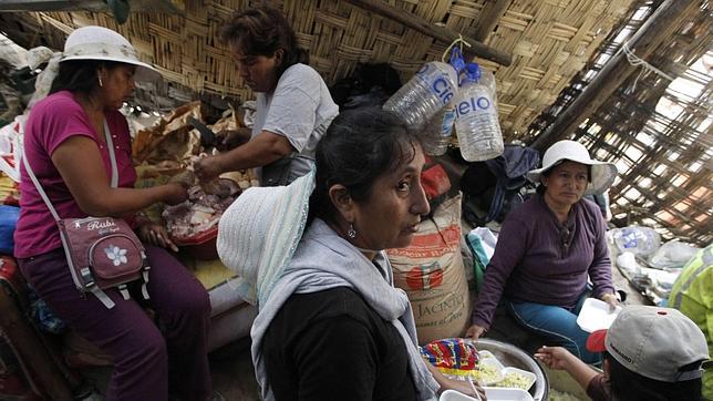 Un veterano minero al frente de los atrapados en Perú