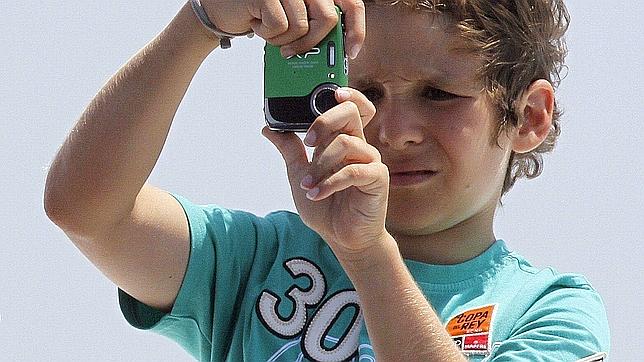 La Reina: «Con los niños siempre pasa eso»