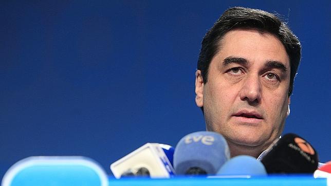 José Ignacio Echániz: «Hay banqueros que no pagan nada por un antibiótico por ser jubilados»