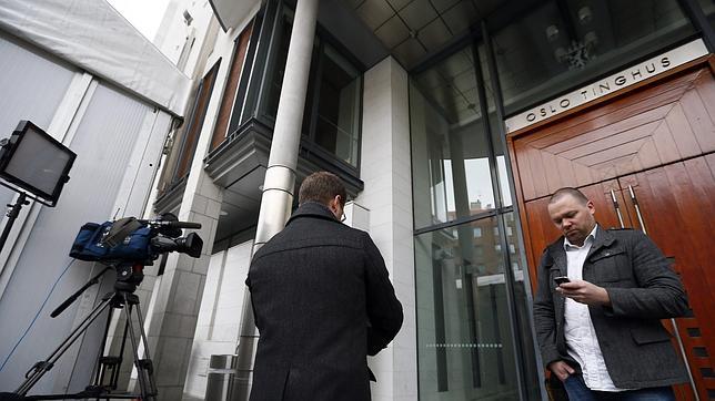 Comienza el juicio contra Breivik sin que Noruega se ponga de acuerdo sobre si está loco