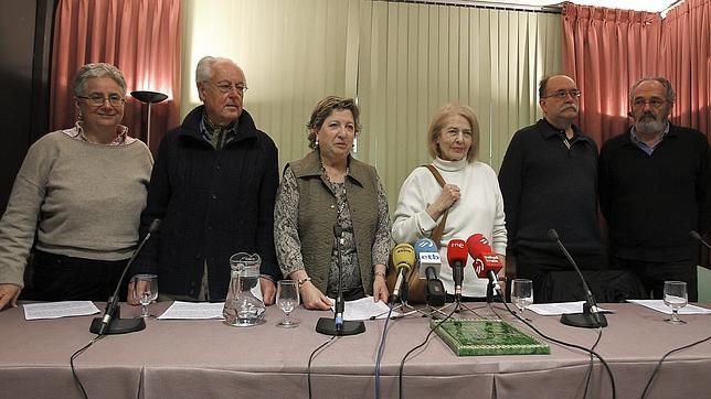 Actores de la «zeja» apoyan un documento de Amaiur a favor de negociar con ETA