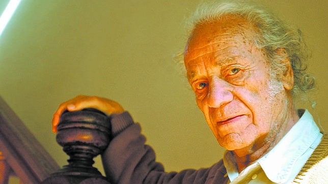 Premio Cervantes: el nieto de Nicanor Parra recogerá el galardón