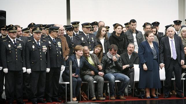 La Coruña homenajea a los &#8220;héroes del Orzán&#8221;