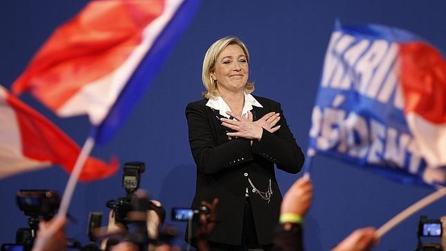 El 60% de los votantes de Le Pen darían su apoyo a Sarkozy en la segunda vuelta