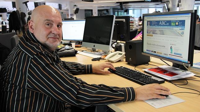 Antón Reixa: «¿Por qué pagar en una boda los langostinos y no la música?»