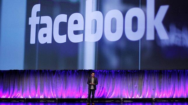 Facebook anuncia una caída de beneficios a las puertas de su debut en Bosla