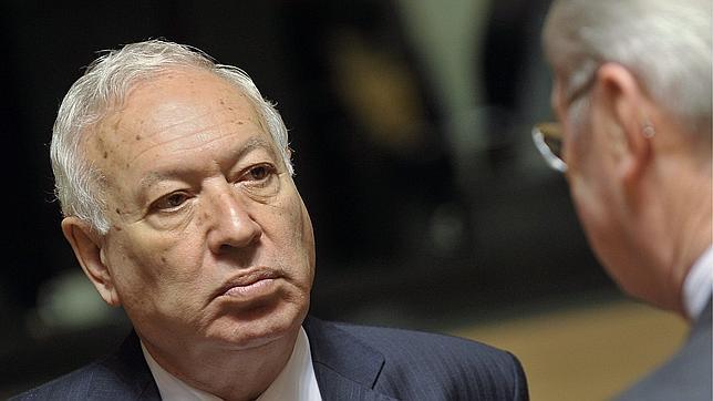 Margallo: «Habrá acciones contra Argentina por depreciar artificialmente la acción de YPF»