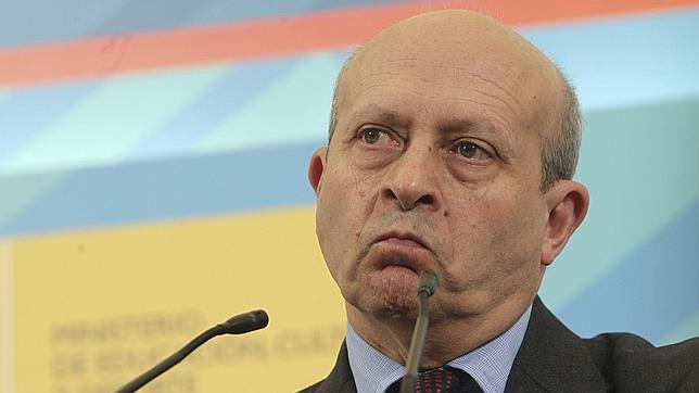 Wert se reúne hoy con sindicatos y estudiantes para explicarles los recortes