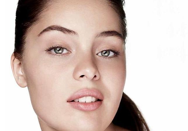 Marie-Ange Casta, modelo, actriz y hermana aventajada de Laetitia Casta