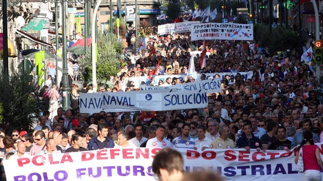 El naval responsabiliza al comisario Almunia de dar jaque mate al sector