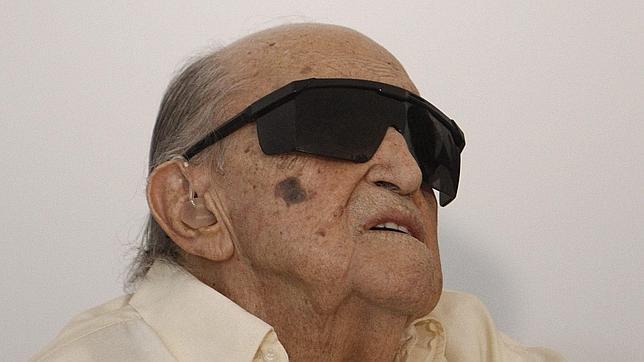 Oscar Niemeyer, hospitalizado por una fuerte gripe