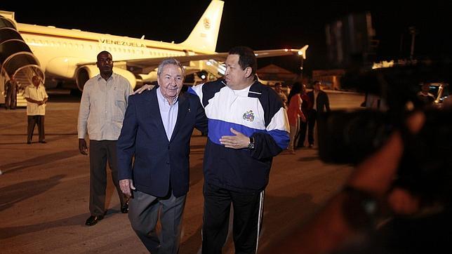 El escándalo del narco socava una salida militar tras la muerte de Chávez