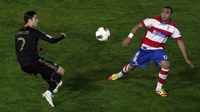 El Madrid salva la cara en un «rush» final