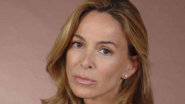 Tensión en la comunión de los hijos de Lydia Bosch y Alberto Martín