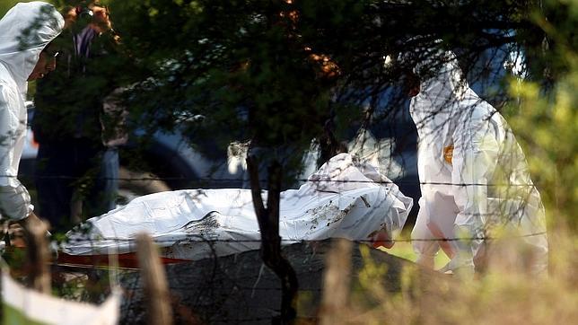 Los narcos abandonan otros 49 cadáveres en una carretera de Nuevo León