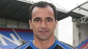 El Liverpool piensa en Roberto Martínez