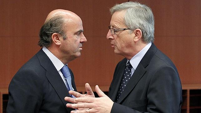 De Guindos afirma que «en menos de dos meses» estarán listos los nuevos balances del «ladrillo» bancario