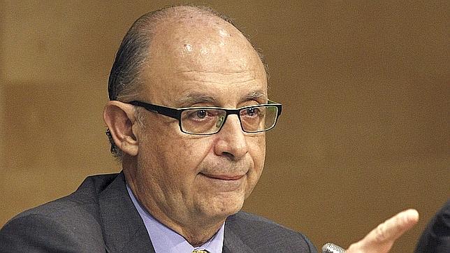 La desviación de tres autonomías eleva el déficit al 8,9%