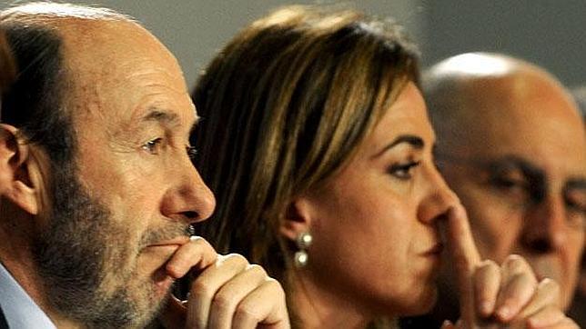 Chacón intenta «sacar cabeza» en el PSOE tras su derrota en el 38 Congreso