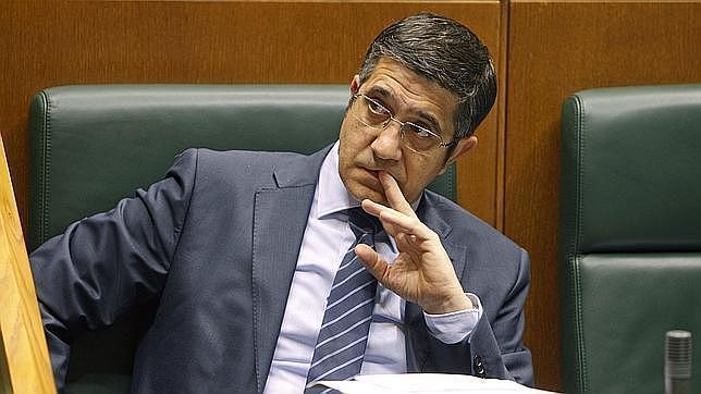 Un Instituto para la «memoria» nacionalista