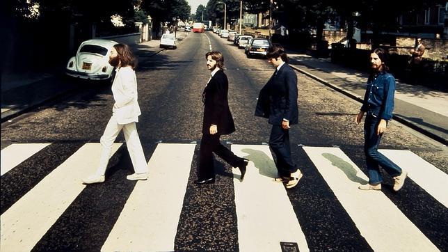 Una foto de los Beatles cruzando Abbey Road al revés vale más de 24.000 euros