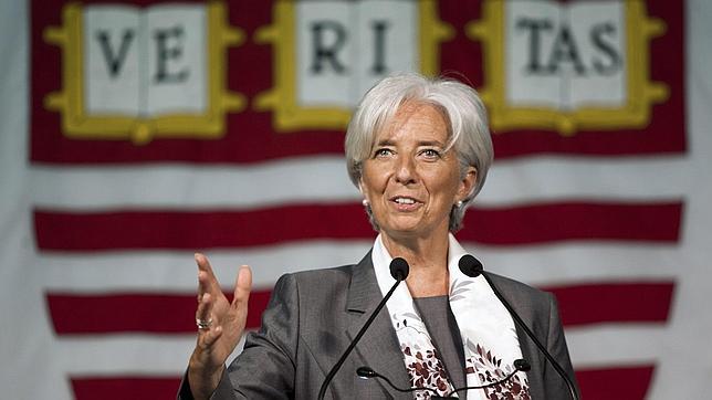 Christine Lagarde matiza en Facebook sus críticas a Grecia